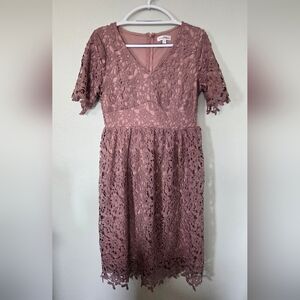 Wren & Ivory Mauve Lace Dress Size Medium